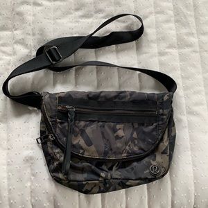 Lululemon Camo Festival Bag